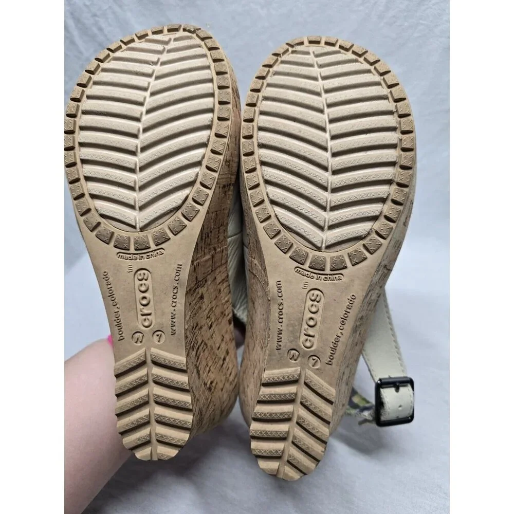 CROCS A-Leigh Beige Cork Wedge Sling Back Sandals Womens Size 7 - Picture 10 of 11
